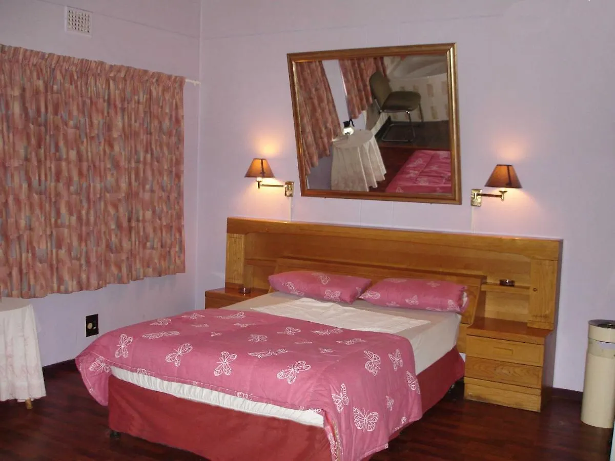 Go-West Sleep And Go Hotel Cape Town